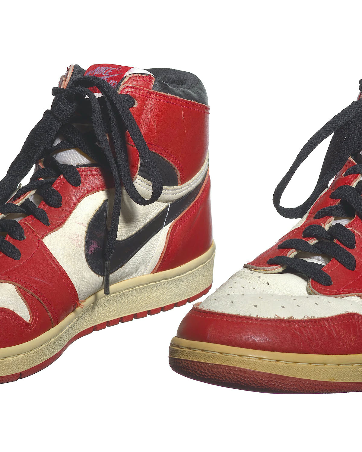 AIR JORDAN I in Red